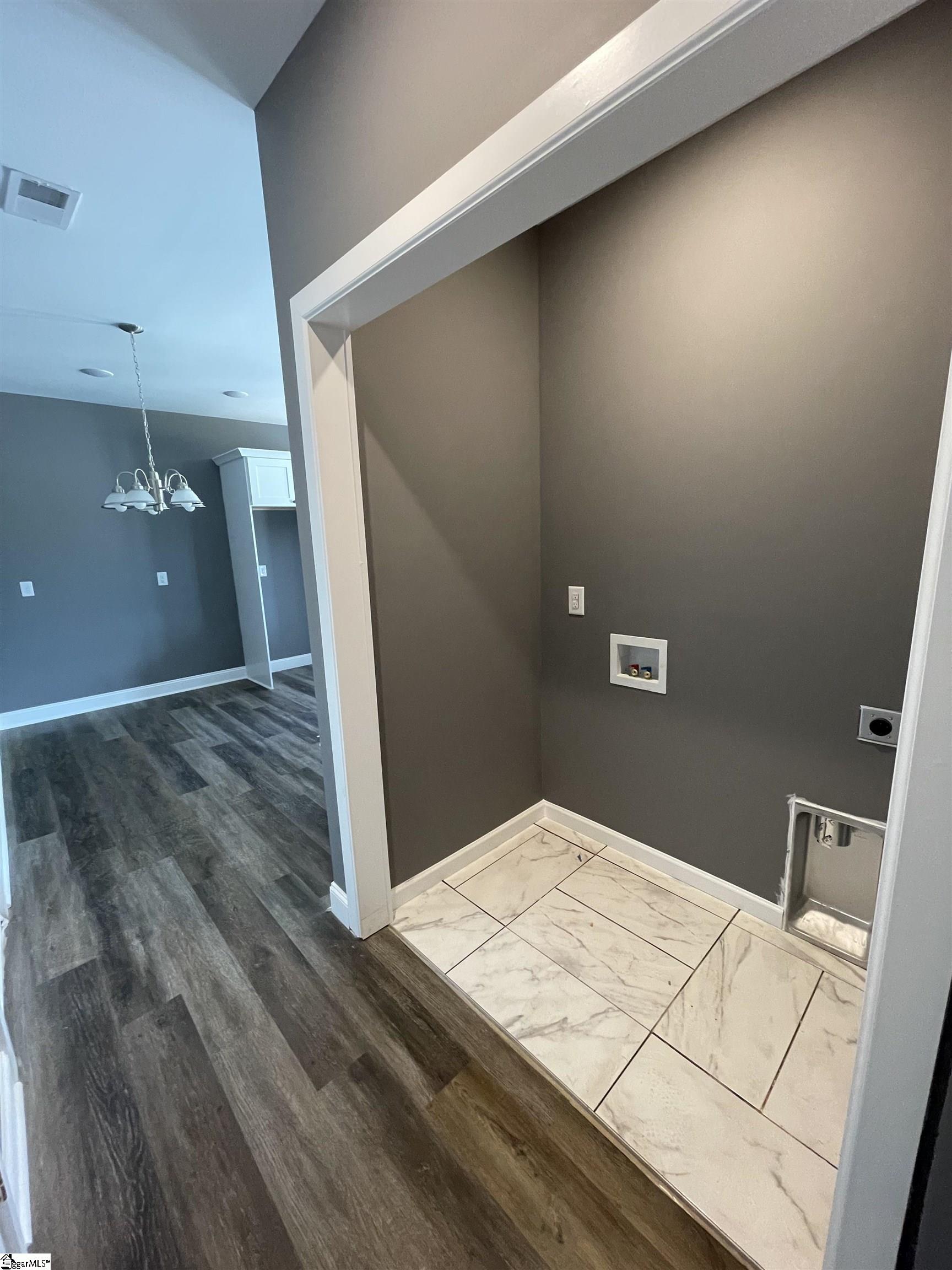 1044 Currys Lake Road Gray Court, SC 29645 - Photo 6 of 14