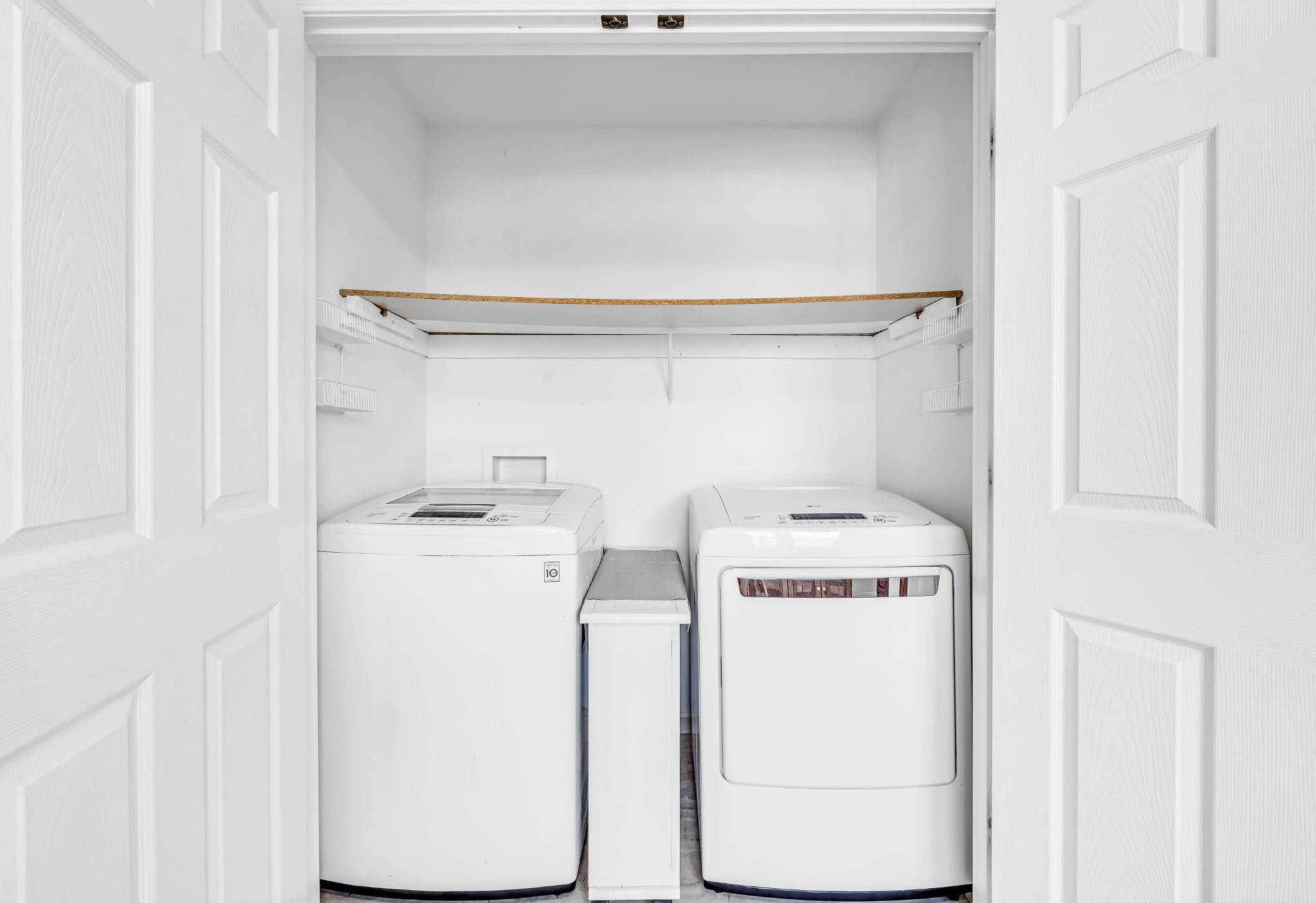 511 Snardon Mill Road Allensville, KY 42204 - Photo 14 of 44 a utility room with dryer and washer