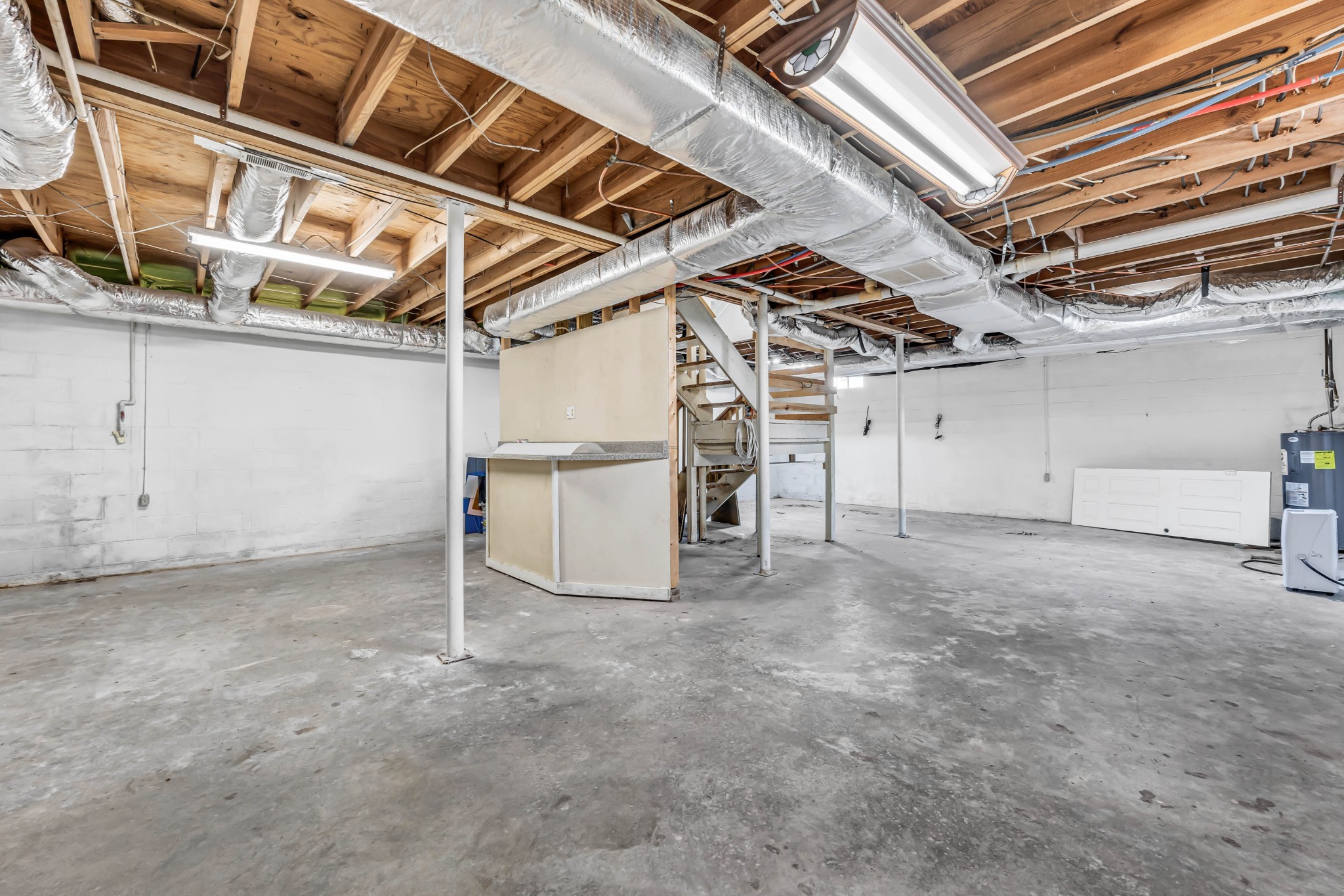 511 Snardon Mill Road Allensville, KY 42204 - Photo 34 of 44 a view of a room with storage