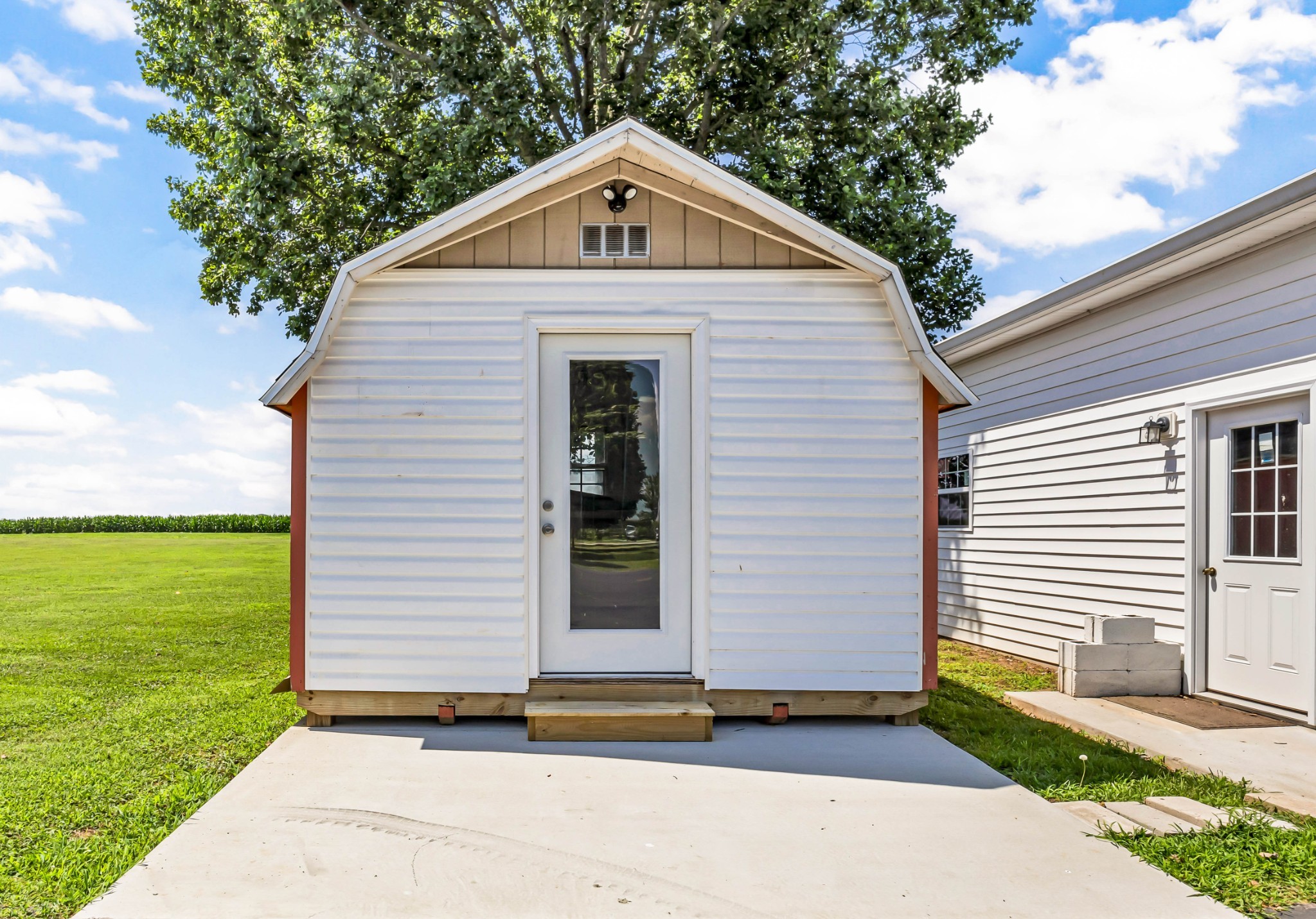 511 Snardon Mill Road Allensville, KY 42204 - Photo 40 of 44 a front view of a house with a yard