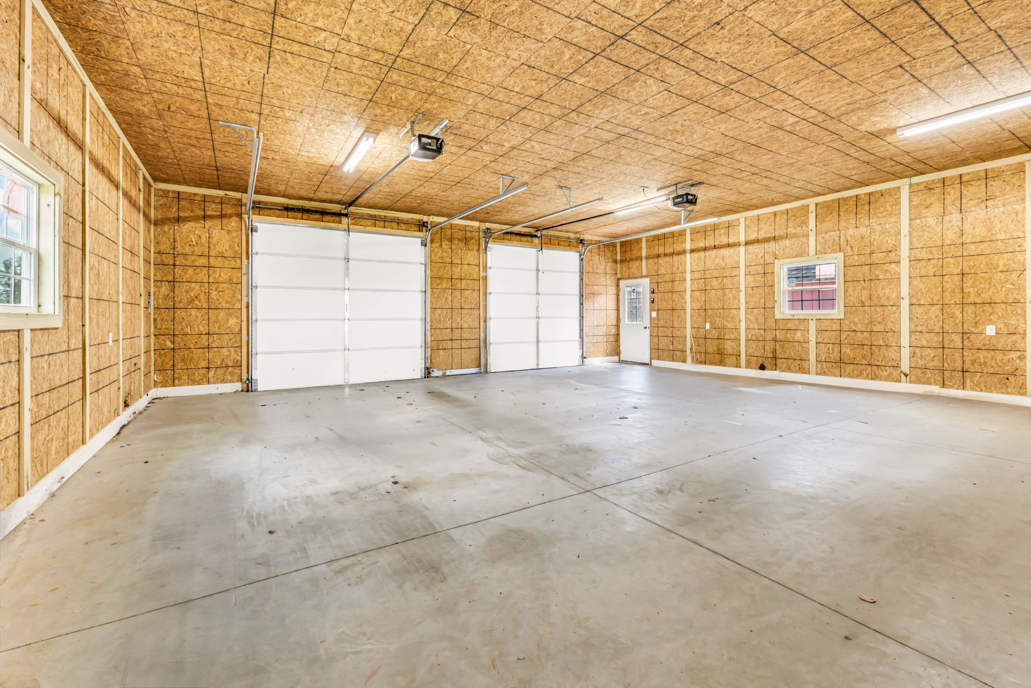 511 Snardon Mill Road Allensville, KY 42204 - Photo 43 of 44 a view of a room with windows