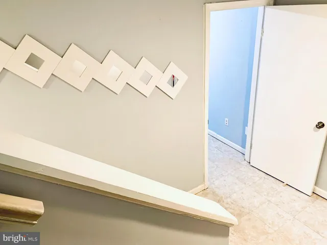 $2,300 | 14816 Lynhodge Court, Centreville, VA 20120