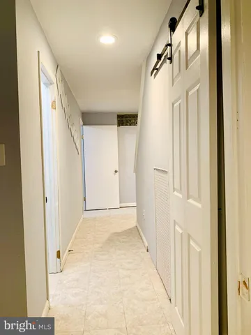 $2,300 | 14816 Lynhodge Court, Centreville, VA 20120