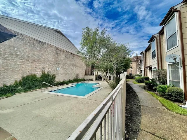 $85,000 | 2100 Wilcrest Drive, Unit 123, Houston, TX 77077