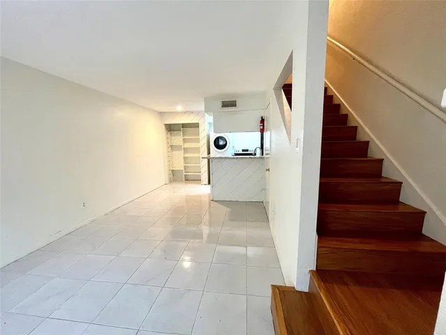 $85,000 | 2100 Wilcrest Drive, Unit 123, Houston, TX 77077