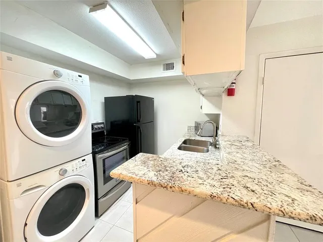 $85,000 | 2100 Wilcrest Drive, Unit 123, Houston, TX 77077