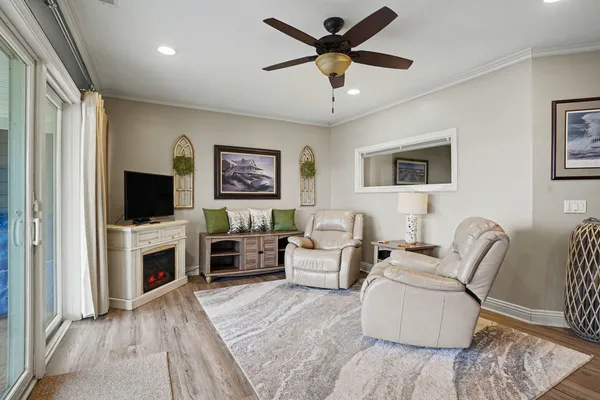 $459,900 | 917 West Savidge Street, Unit 38, Spring Lake, MI 49456