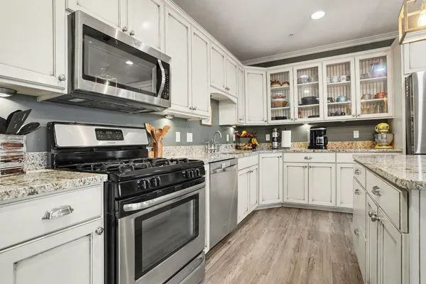 $459,900 | 917 West Savidge Street, Unit 38, Spring Lake, MI 49456