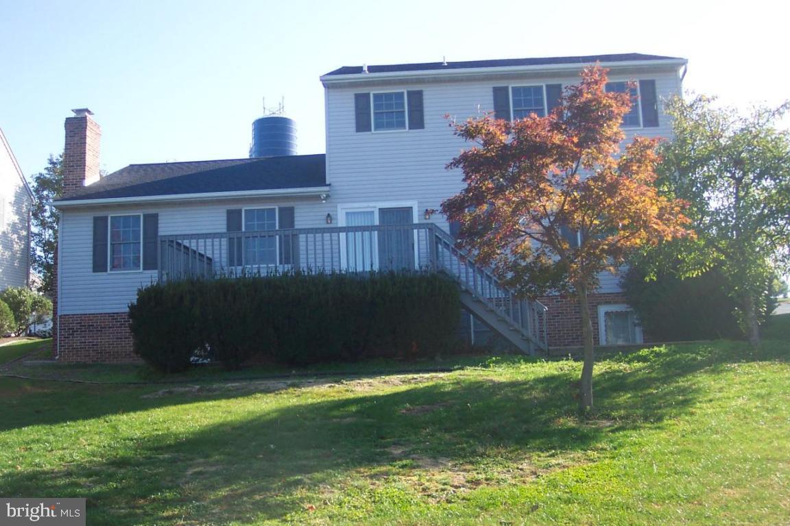 22 Brian Drive Lititz, PA 17543 - Photo 2 of 10 Gallery Image 2