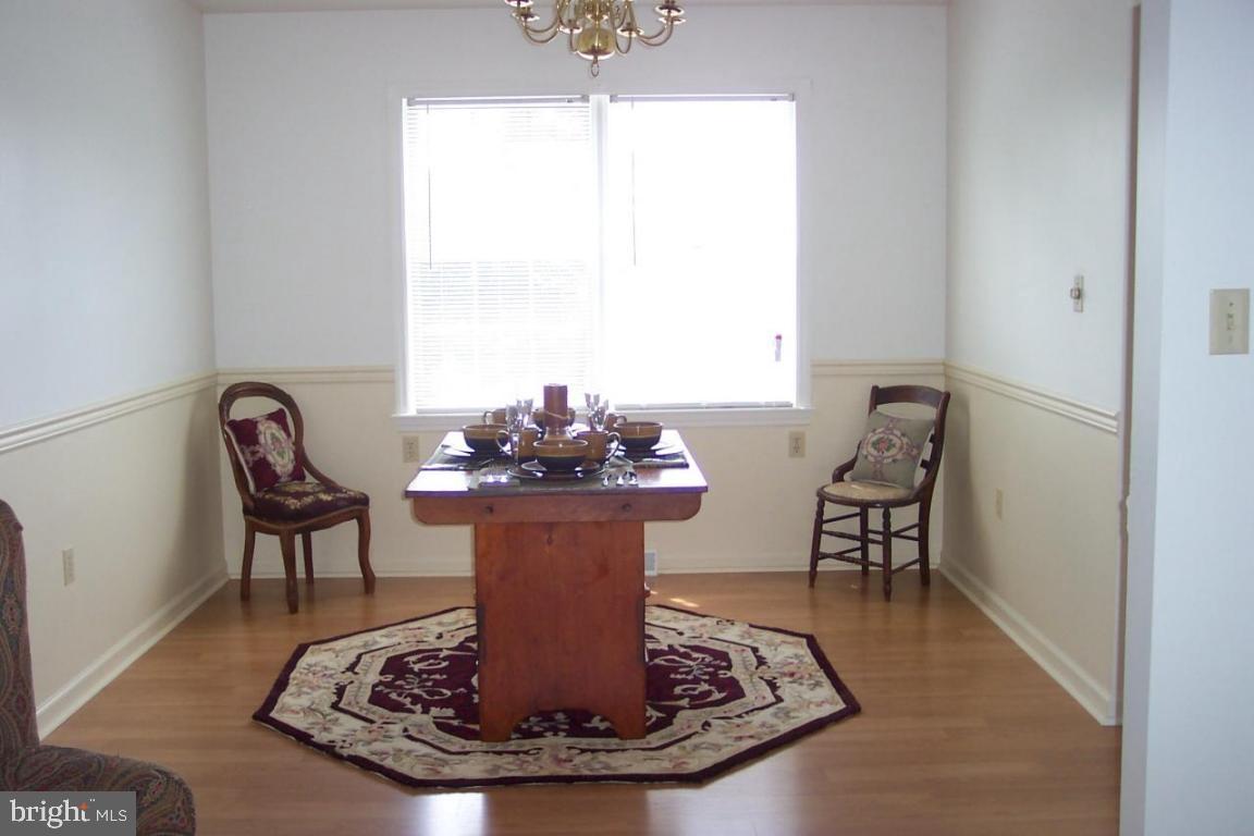 22 Brian Drive Lititz, PA 17543 - Photo 8 of 10 Gallery Image 8