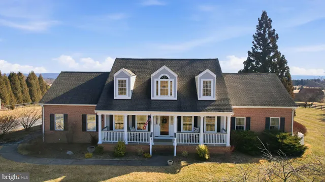 $799,900 | 422 Milldale Valley Drive, Front Royal, VA 22630
