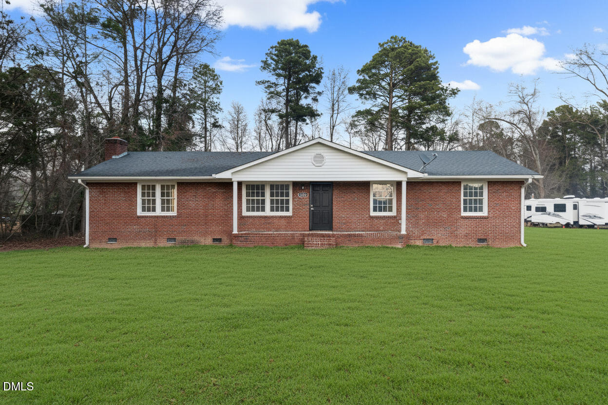 5420 Shipman Road Hope Mills, NC 28348 - Photo 1 of 31