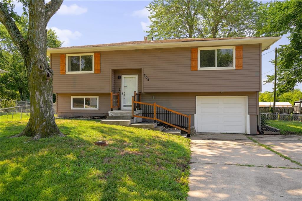 305 West South Street Spring Hill, KS 66083 - Photo 6 of 59
