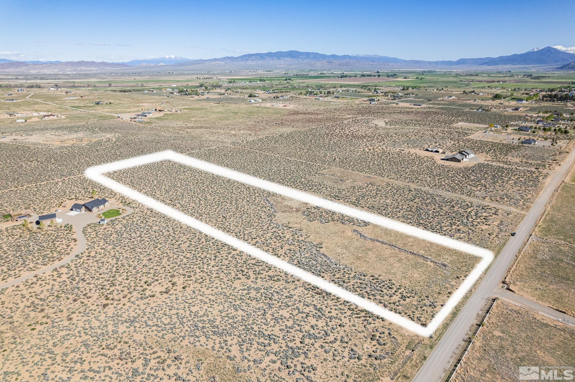 16 Hawk View Road Wellington, NV 89444 - Photo 2 of 19 a view of an ocean and beach