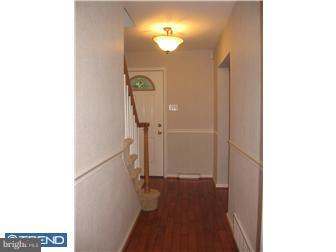 2117 Clinton Road Huntingdon Valley, PA 19006 - Photo 2 of 12 Foyer