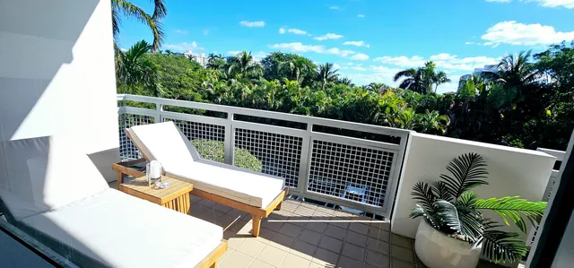 $5,000 | 365 Southeast 6th Avenue, Unit 305, Delray Beach, FL 33483