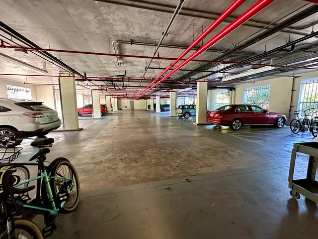 $5,000 | 365 Southeast 6th Avenue, Unit 305, Delray Beach, FL 33483