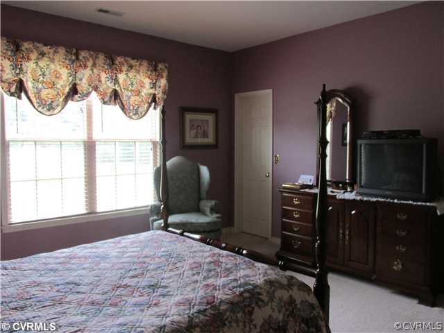 5252 Pampa Road Gloucester, VA 23061 - Photo 11 of 21 Gallery Image 11