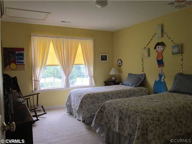 5252 Pampa Road Gloucester, VA 23061 - Photo 13 of 21 Gallery Image 13