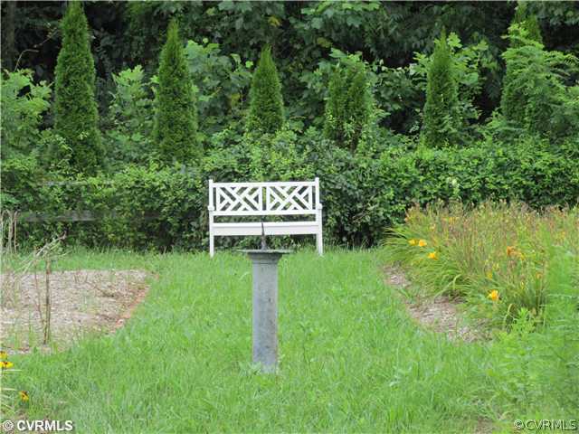 5252 Pampa Road Gloucester, VA 23061 - Photo 17 of 21 Gallery Image 17