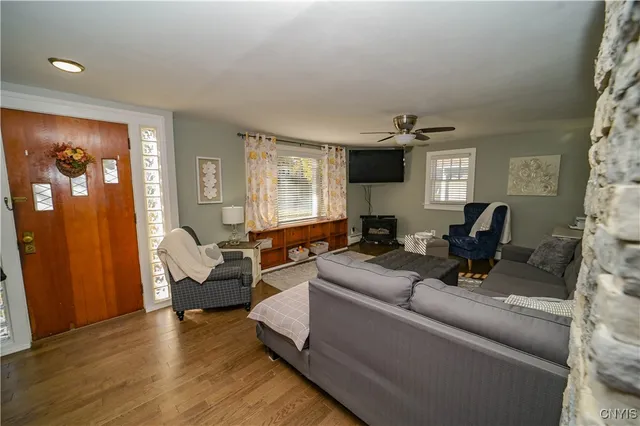 $289,900 | 91 Oxford Road, New Hartford, NY 13413