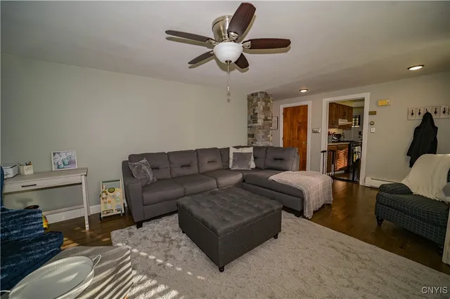 $289,900 | 91 Oxford Road, New Hartford, NY 13413