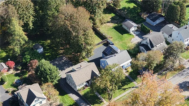 $289,900 | 91 Oxford Road, New Hartford, NY 13413