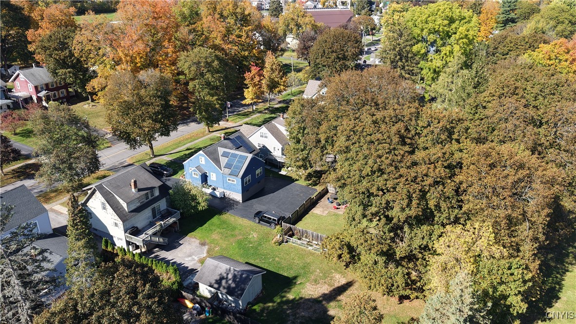 91 Oxford Road New Hartford, NY 13413 - Photo 10 of 37