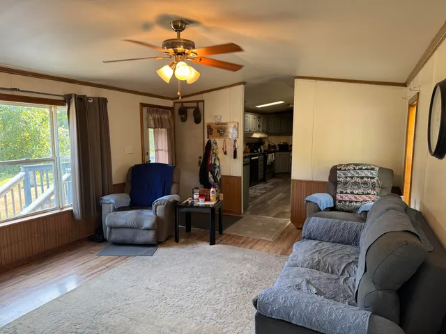 $399,000 | 49 Parkway Lane, Manchester, ME 04351