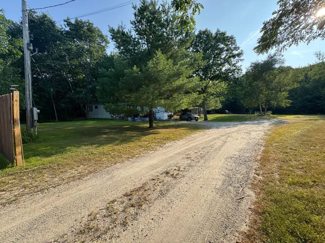 $399,000 | 49 Parkway Lane, Manchester, ME 04351