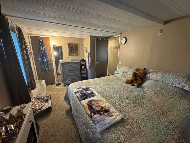 $399,000 | 49 Parkway Lane, Manchester, ME 04351