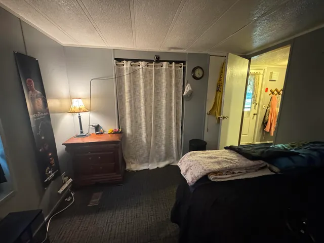 $399,000 | 49 Parkway Lane, Manchester, ME 04351