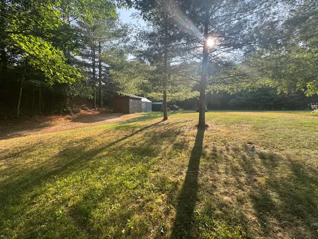 $399,000 | 49 Parkway Lane, Manchester, ME 04351