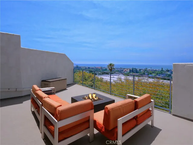 $7,500 | 736 Gould Avenue, Unit 26, Hermosa Beach, CA 90254