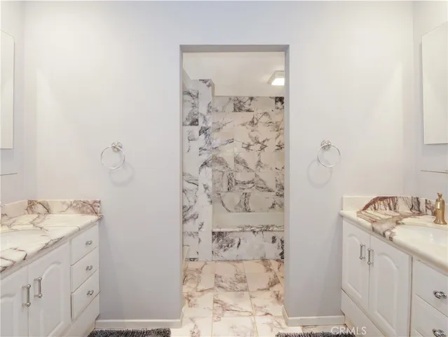 $7,500 | 736 Gould Avenue, Unit 26, Hermosa Beach, CA 90254