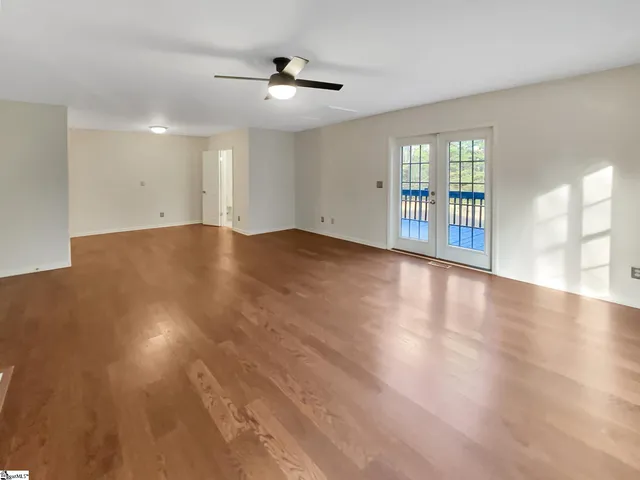 $254,000 | 279 Finch Road, Wellford, SC 29385