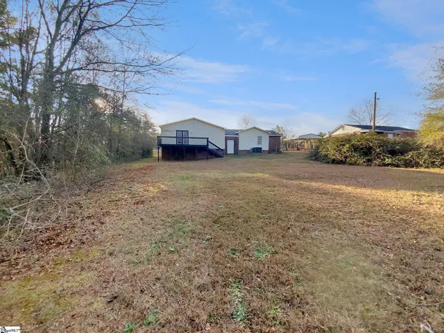 $254,000 | 279 Finch Road, Wellford, SC 29385