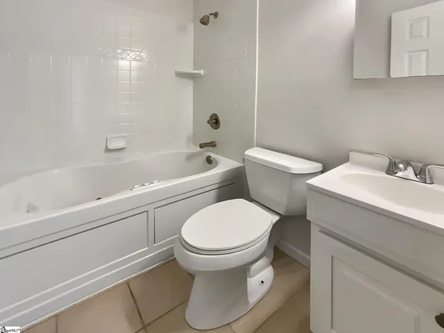 $254,000 | 279 Finch Road, Wellford, SC 29385