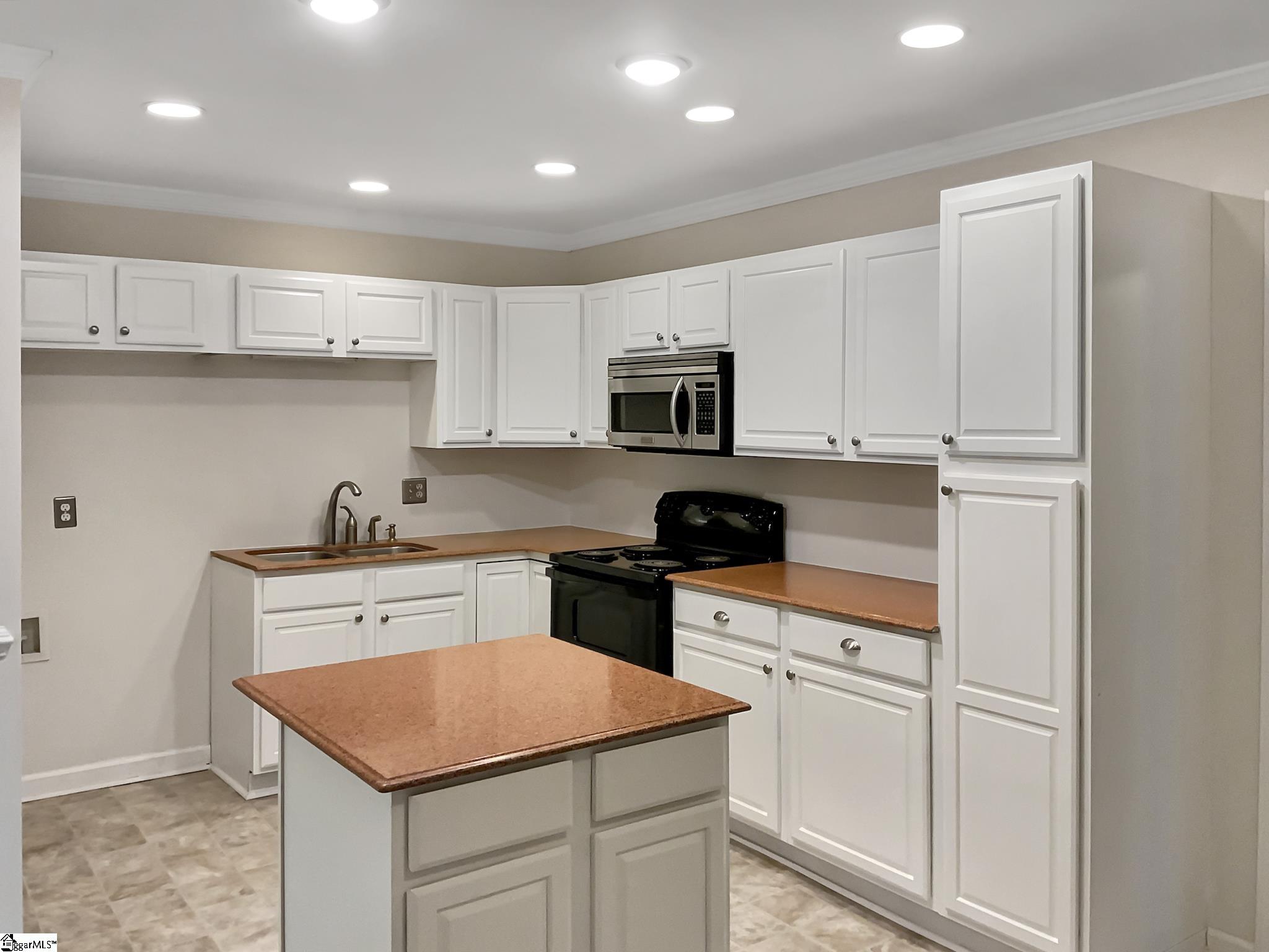 279 Finch Road Wellford, SC 29385 - Photo 9 of 21