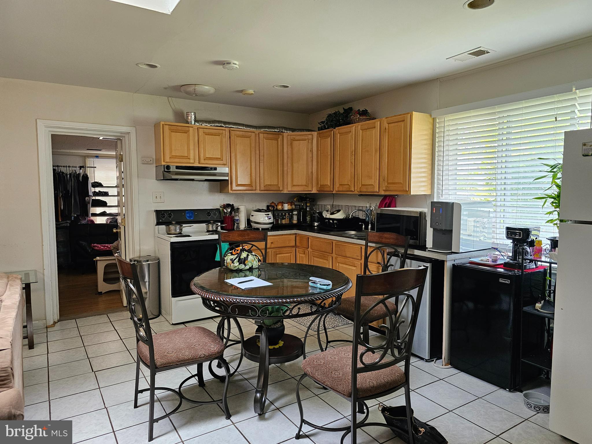 6815 Front Royal Road Springfield, VA 22151 - Photo 2 of 13