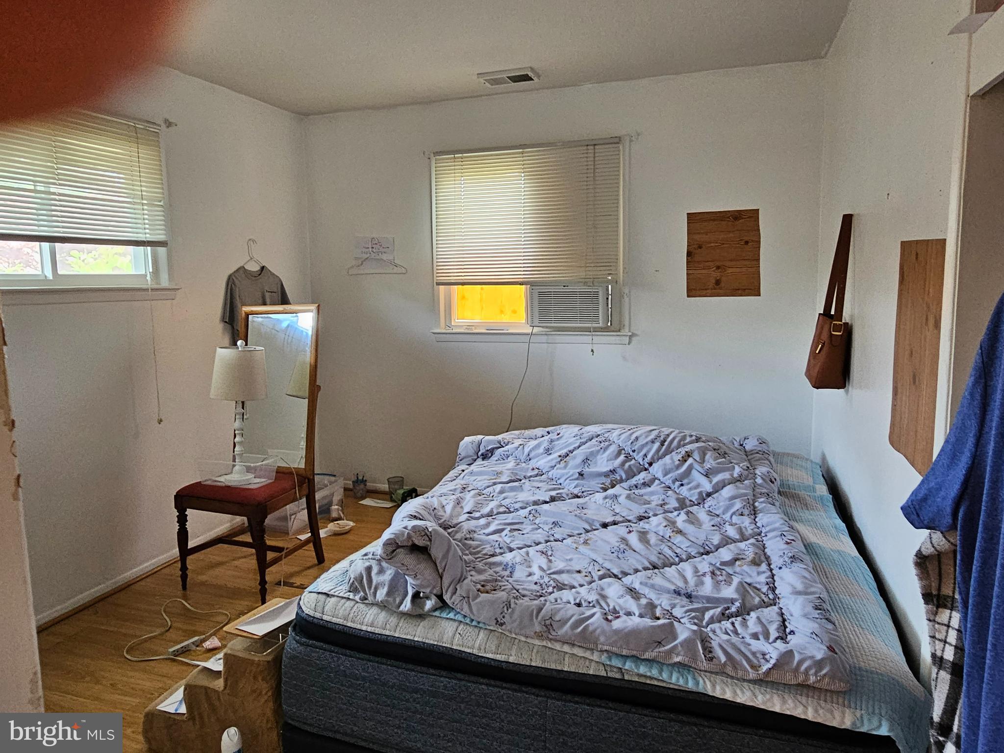 6815 Front Royal Road Springfield, VA 22151 - Photo 5 of 13