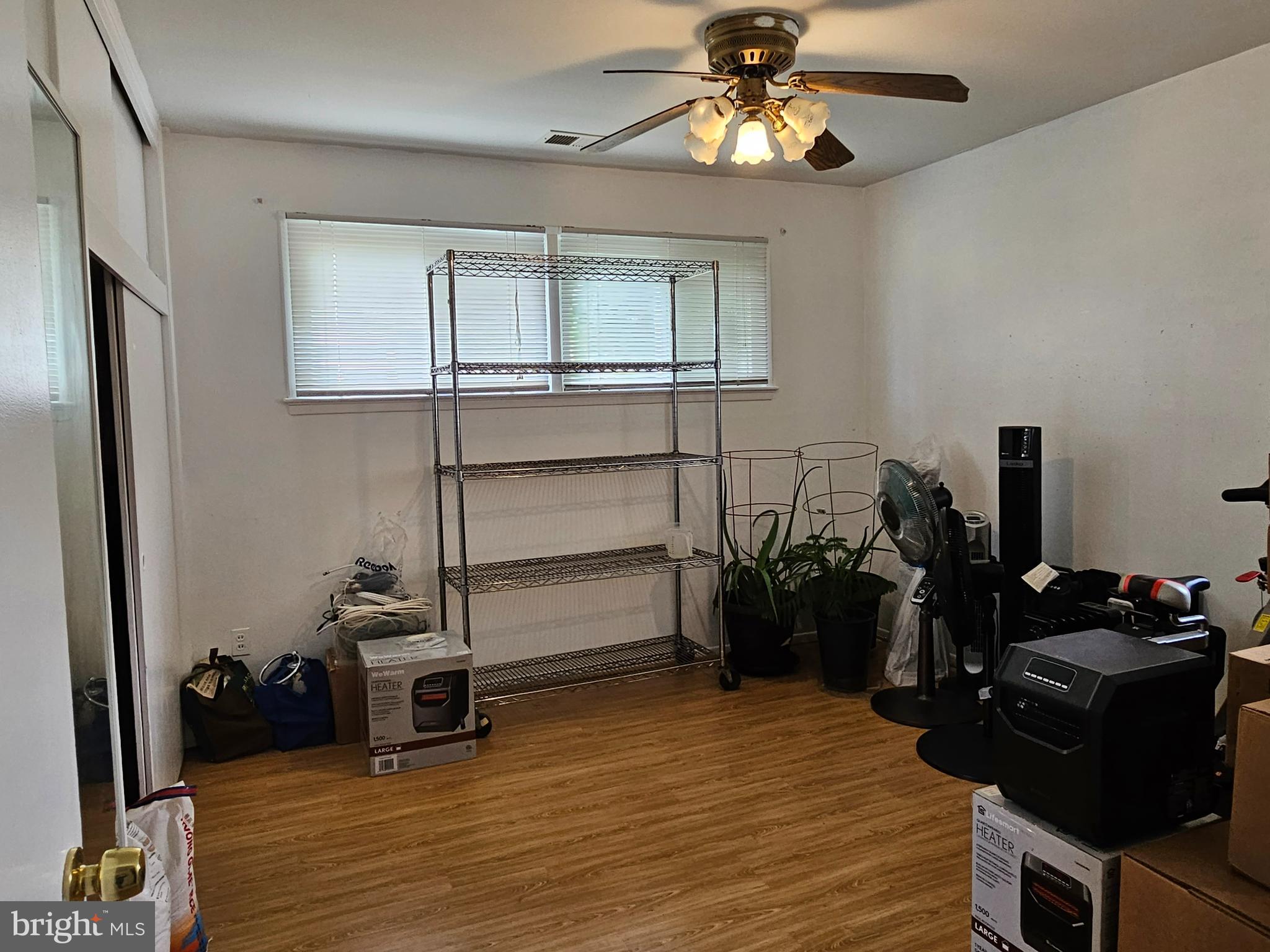 6815 Front Royal Road Springfield, VA 22151 - Photo 7 of 13