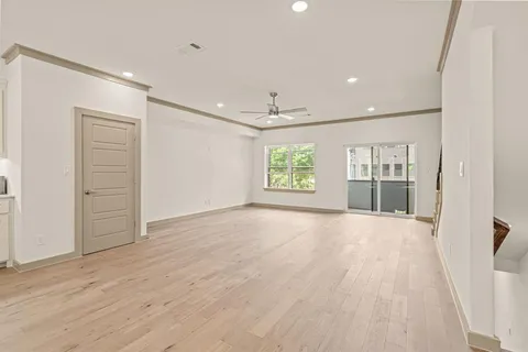 $499,000 | 304 Golden Bell Lane, Fort Worth, TX 76107