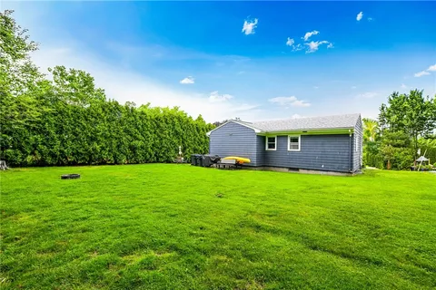 $524,900 | 27 Alan Avenue, Portsmouth, RI 02871