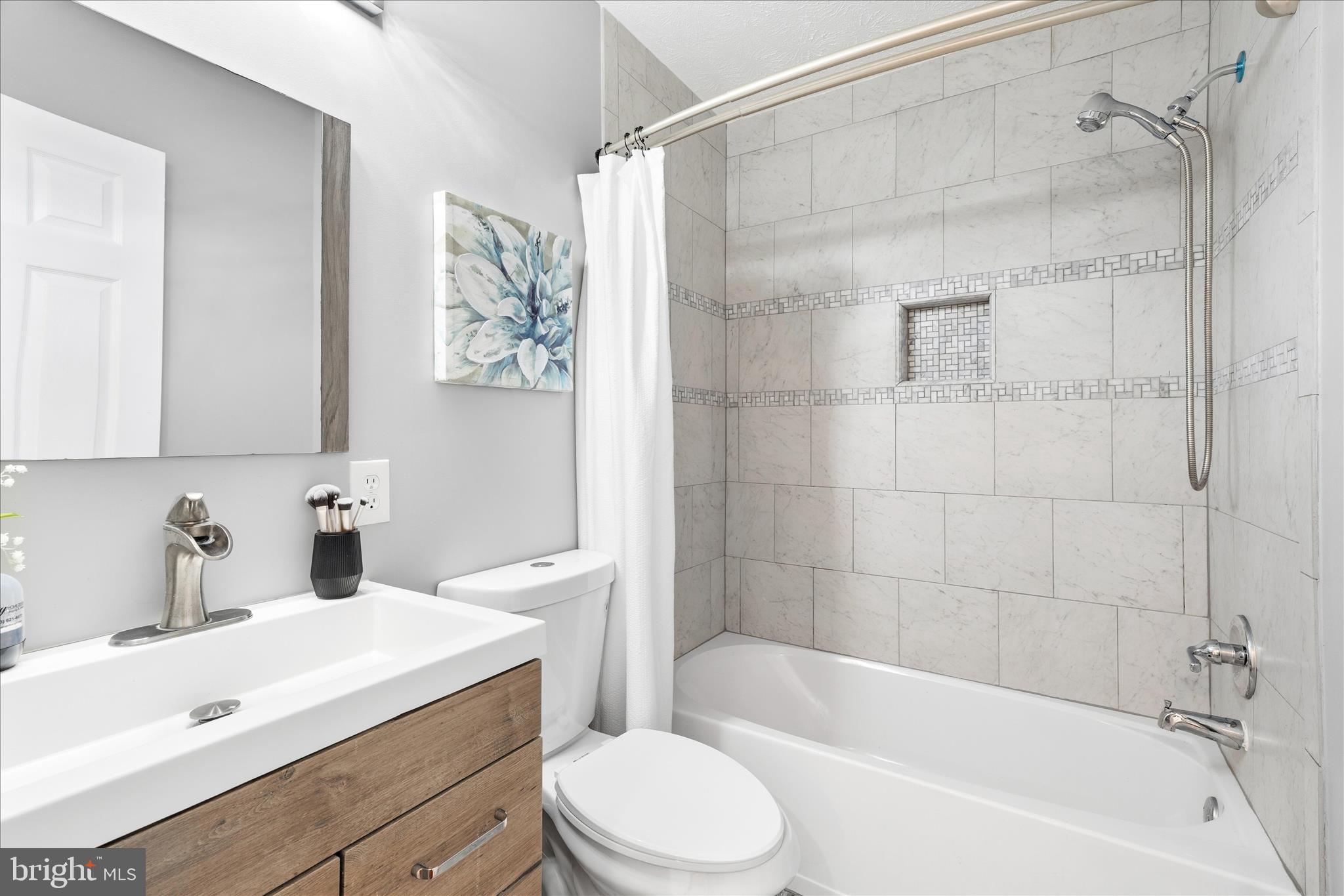 9110 Riverhill Road Laurel, MD 20723 - Photo 29 of 50 Upstairs Full Bath