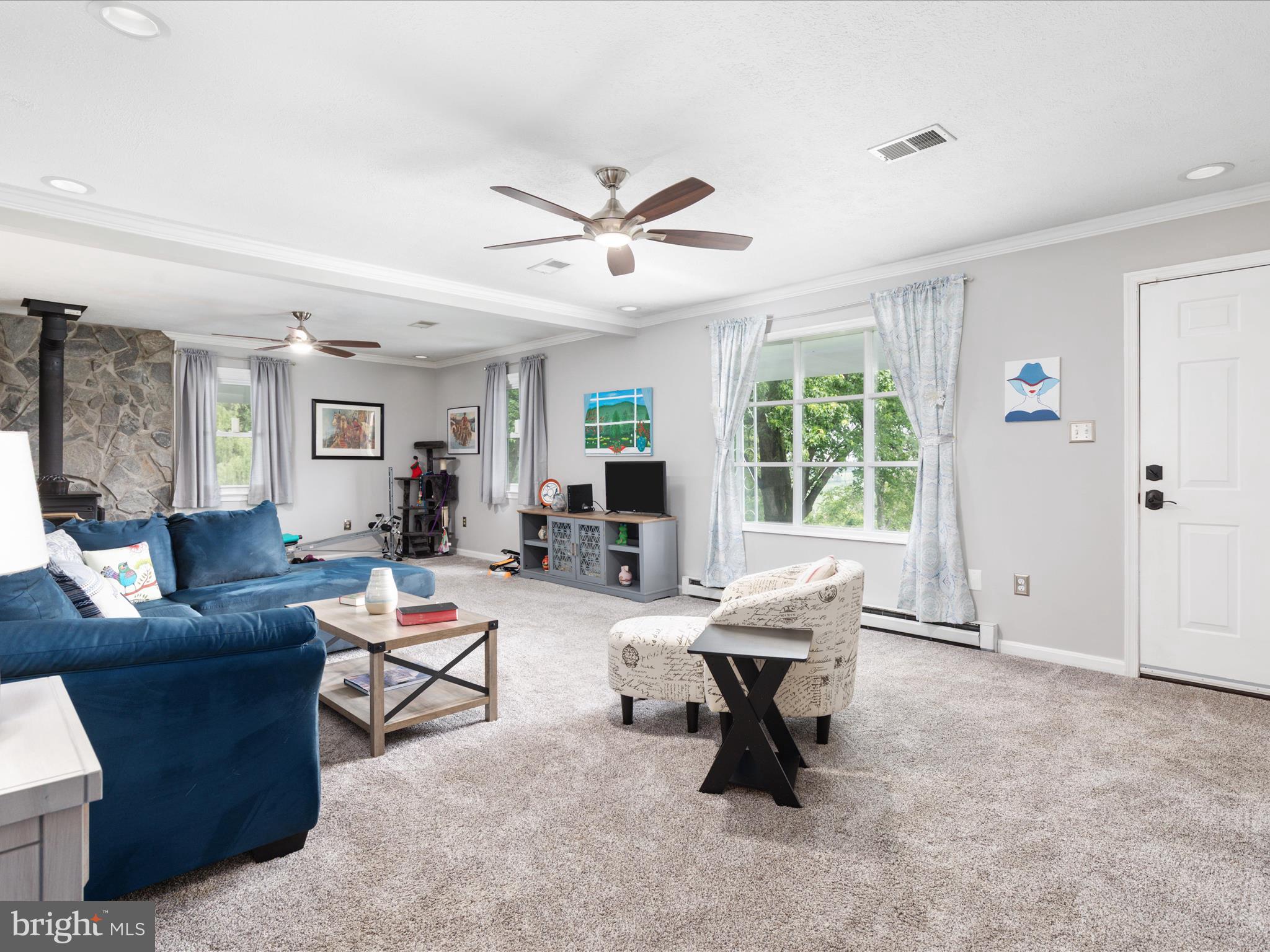 180 Oak Heights Road Front Royal, VA 22630 - Photo 11 of 44 Gallery Image 11