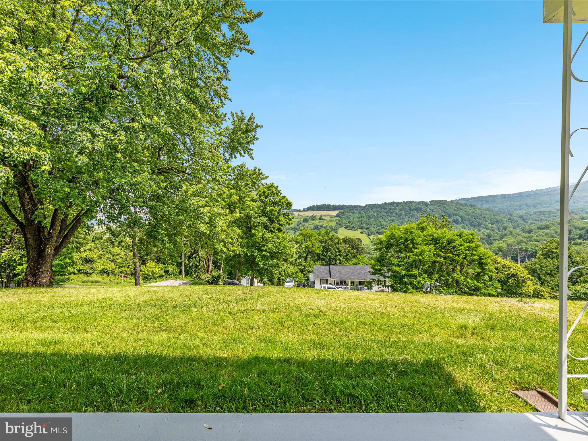 180 Oak Heights Road Front Royal, VA 22630 - Photo 26 of 44 Mountain views