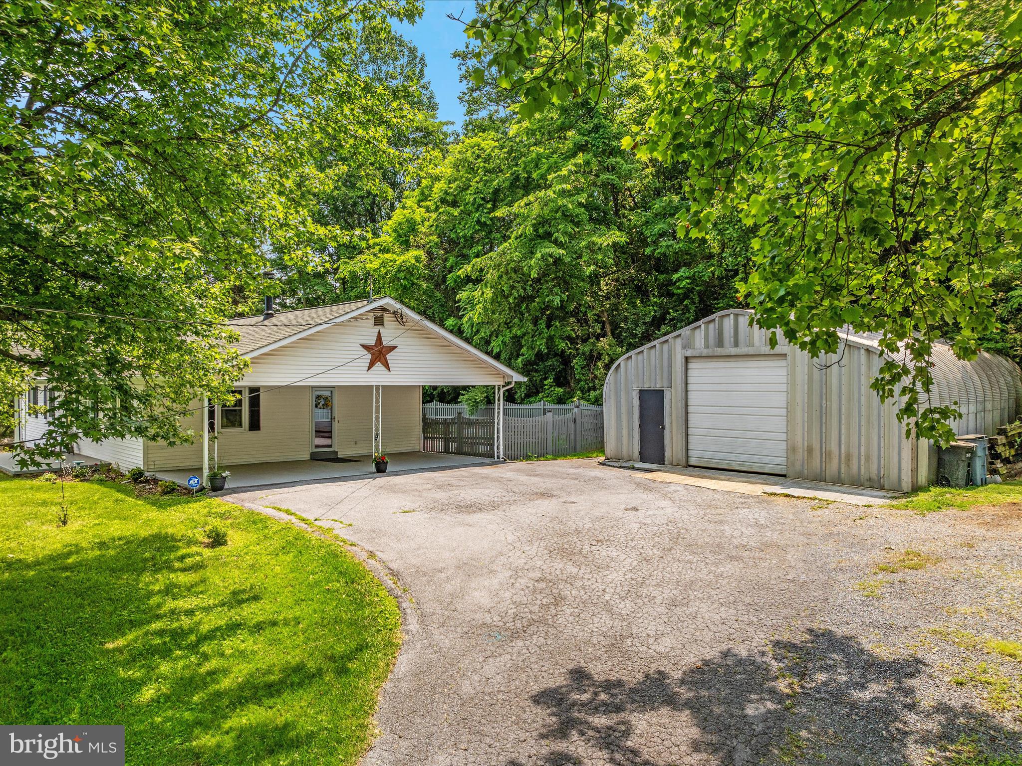 180 Oak Heights Road Front Royal, VA 22630 - Photo 42 of 44 Gallery Image 42