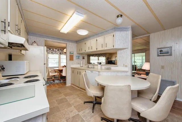 $180,000 | 36 Turtle Creek Court, Unit 31, Safety Harbor, FL 34695