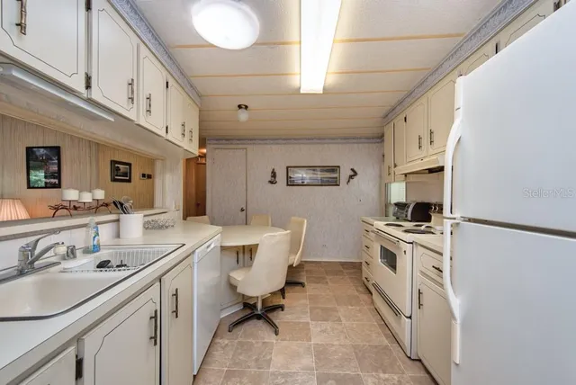 $180,000 | 36 Turtle Creek Court, Unit 31, Safety Harbor, FL 34695